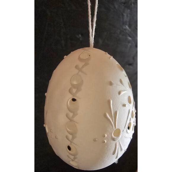 Carved Easter Egg Ornament - Picture 1 of 5